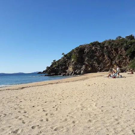 Duplex Avec Rooftop & Vue A 3 Min A Pieds De La De Bonporteau * Cavalaire-sur-Mer