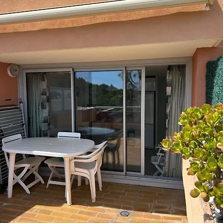 Duplex Avec Rooftop & Vue A 3 Min A Pieds De La De Bonporteau Appartement Cavalaire-sur-Mer